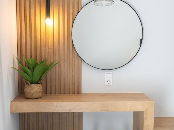 Mardinik Hotel Apartments : photo 4 de la chambre appartement - vue sur jardin