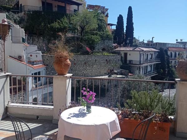 Villa Giannina B&B : photo 3 de la chambre appartement - vue sur mer