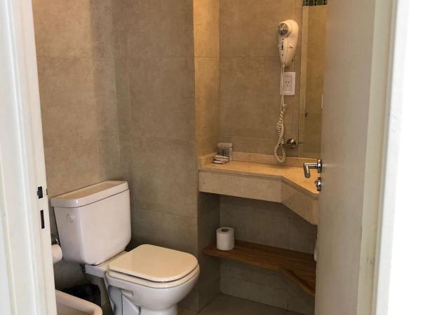 Palermo Bridge : photo 5 de la chambre chambre triple supérieure