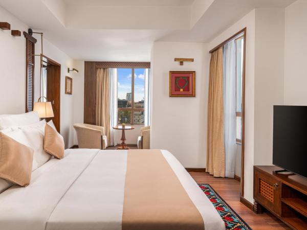 Varnabas Museum Hotel : photo 2 de la chambre platinum suite with jacuzzi