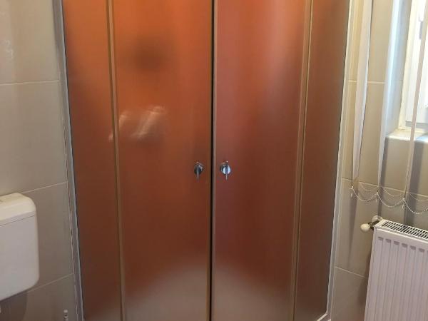 Major Panzió és Étterem : photo 4 de la chambre chambre triple