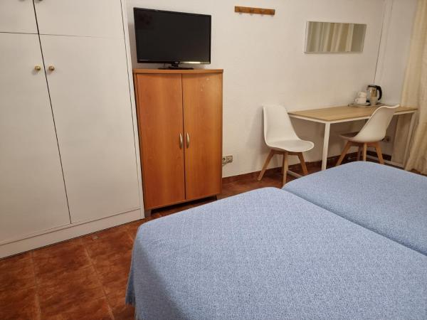 Casa de Huéspedes Cuenca : photo 6 de la chambre chambre lits jumeaux avec salle de bains commune