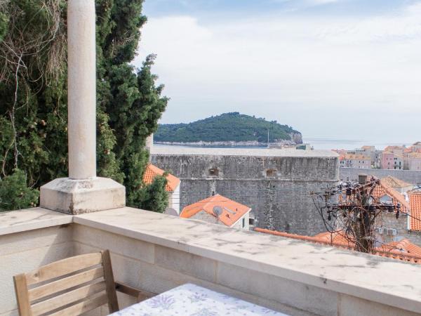 Love Dubrovnik Hostel : photo 3 de la chambre bed in 6- bed premium female dormitory room