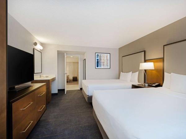 Embassy Suites Chicago - Downtown River North : photo 3 de la chambre suite avec 2 lits doubles - non-fumeurs