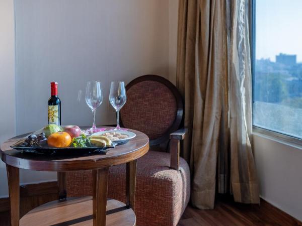 Royal Orchid Central Jaipur, Bani Park : photo 2 de la chambre chambre double ou lits jumeaux club