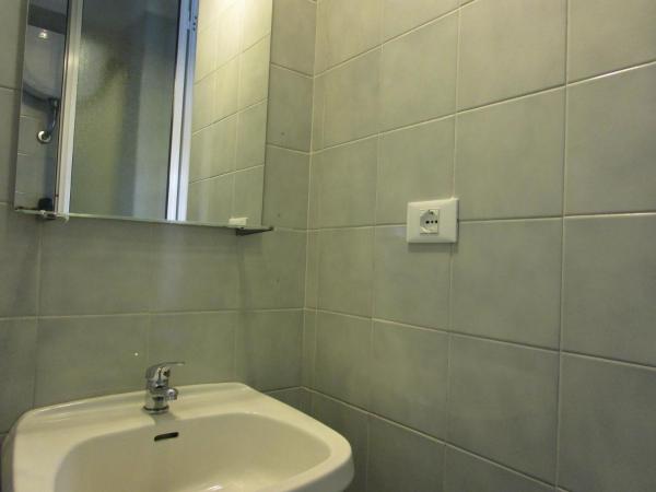 Hotel Guesthouse MASSENA : photo 8 de la chambre chambre double standard