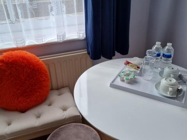 The Windmill Hotel : photo 2 de la chambre chambre lits jumeaux