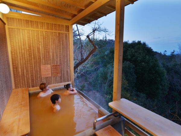 Arima Onsen Motoyu Ryuusenkaku : photo 6 de la chambre japanese style family suite 78sqm with open-air bath - non smoking