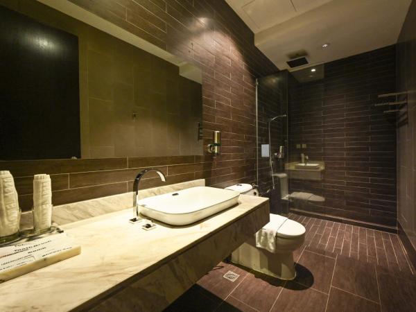 1825 Gallery Hotel : photo 3 de la chambre chambre lit king-size deluxe