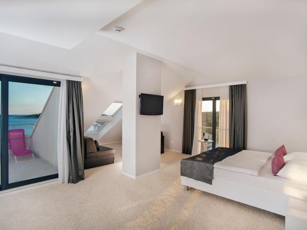 Boutique Hotel Life : photo 6 de la chambre suite de luxe avec balcon - vue sur mer