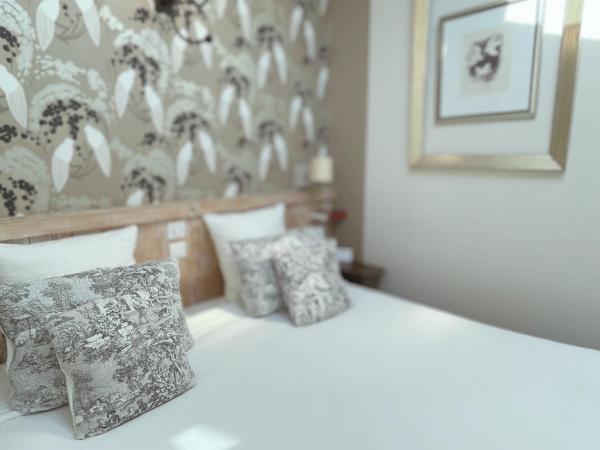 La Jabotte : photo 3 de la chambre chambre double - vue sur jardin