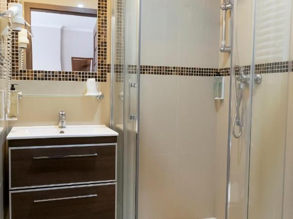 Hit Hotel : photo 6 de la chambre comfort studio with a/c and kitchenette