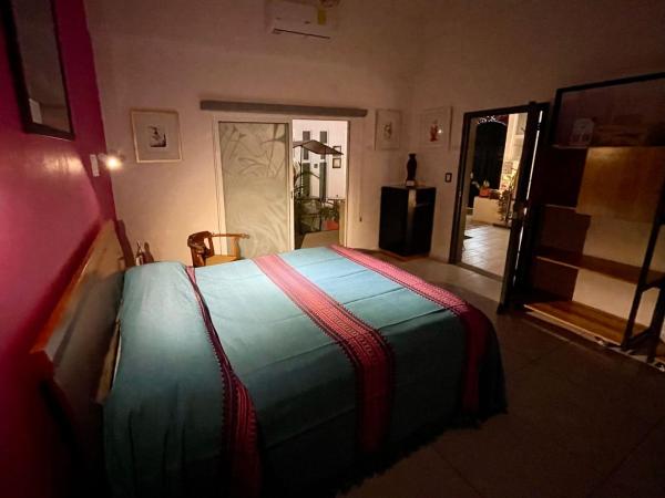 LARIMAR Gallery y Hotel Boutique : photo 10 de la chambre chambre lit king-size standard