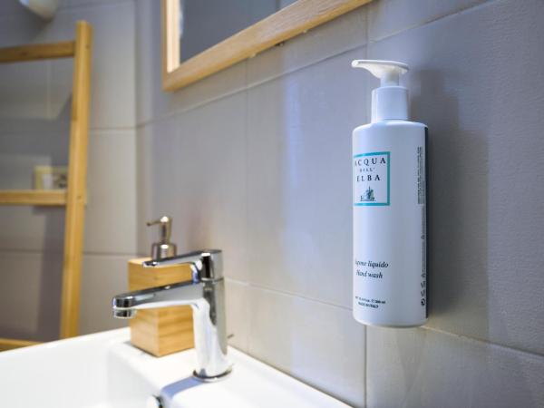 Quiet Night Affittacamere La Spezia : photo 2 de la chambre chambre triple classique