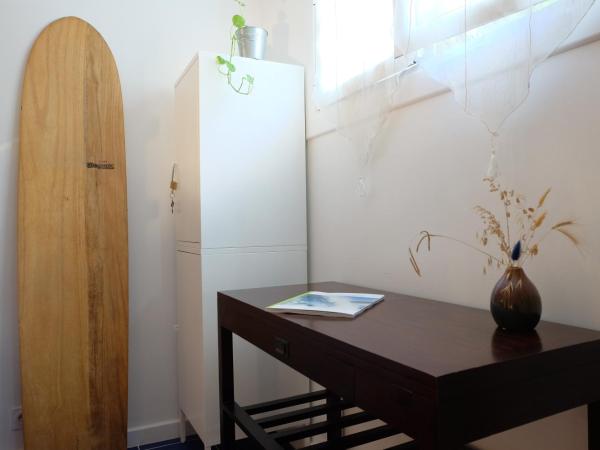 JOYU SURF SHACK : photo 1 de la chambre lit simple dans dortoir de 4 lits