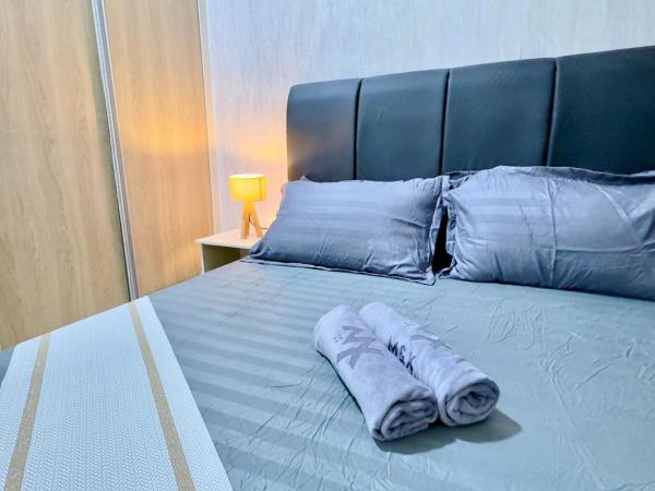 MidValley Southkey Mosaic 6-9pax Netflix-SmartTV70inch : photo 7 de la chambre appartement 2 chambres