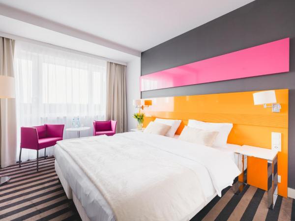 METROPOL Hotel Katowice : photo 1 de la chambre chambre lit king-size