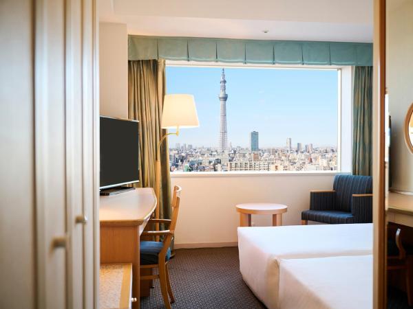 Tobu Hotel Levant Tokyo : photo 9 de la chambre chambre lits jumeaux Économique - vue sur tokyo skytree - non-fumeurs