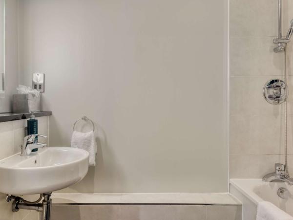 DoubleTree by Hilton London Angel Kings Cross : photo 7 de la chambre chambre lit queen-size