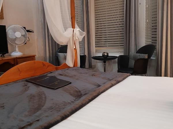 RockDene : photo 1 de la chambre chambre double avec salle de bains privative