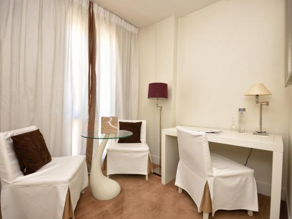 Hotel Renoir : photo 5 de la chambre suite junior