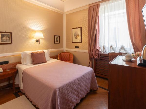 Grand Hotel Ortigia : photo 1 de la chambre chambre simple