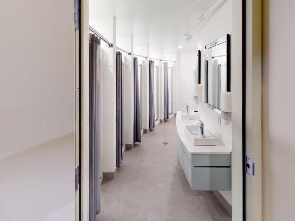 Auberge Jeunesse QBEDS Hostel : photo 2 de la chambre dortoir mixte de 4 lits