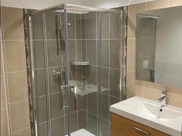 DOMAINE LOU BEL AZUR - Charmant : photo 9 de la chambre appartement avec terrasse