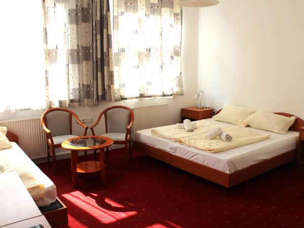 Broadway City Guesthouse : photo 8 de la chambre chambre triple