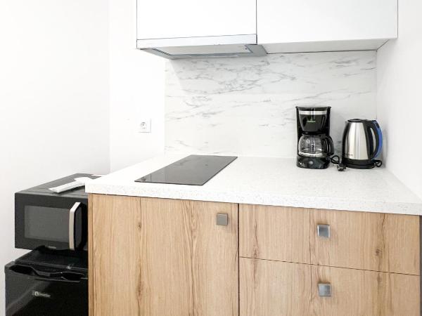 ANhome K11 serviced apartments Plus : photo 8 de la chambre chambre familiale avec salle de bains commune