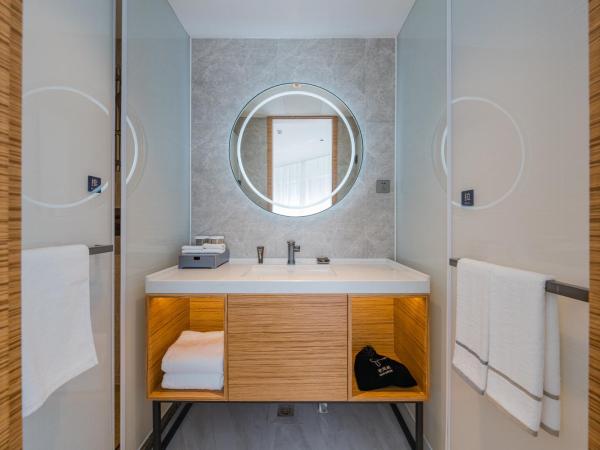 UrCove by HYATT Hangzhou Riverside CBD : photo 4 de la chambre chambre lits jumeaux supérieure