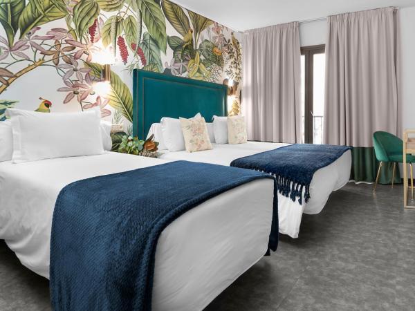 Hotel Los Girasoles : photo 2 de la chambre chambre triple