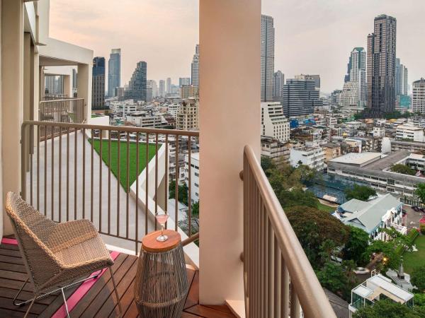 Mercure Bangkok Surawong : photo 6 de la chambre privilege king room with balcony