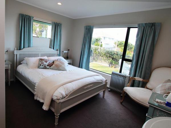 Pacific View Bed and Breakfast : photo 4 de la chambre chambre double deluxe avec salle de bains privative