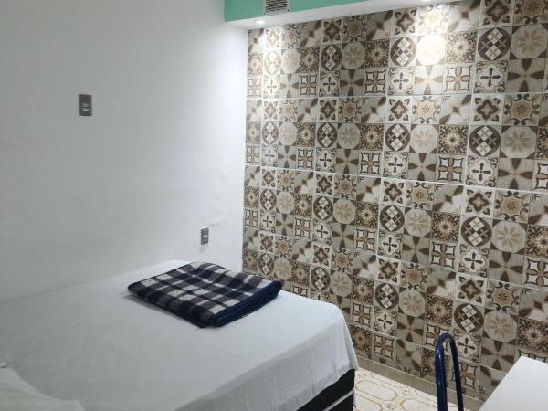 Praça da Árvore Hostel : photo 5 de la chambre chambre double standard avec salle de bains commune