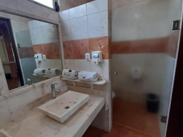 HOTEL A´PONTE : photo 3 de la chambre chambre triple