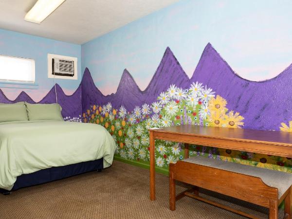 RAD Hostel : photo 2 de la chambre chambre familiale avec salle de bains privative