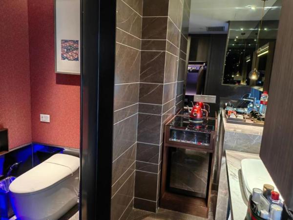 西安大雁塔大唐不夜城美豪雅致酒店 : photo 4 de la chambre yazhi linglong room with view