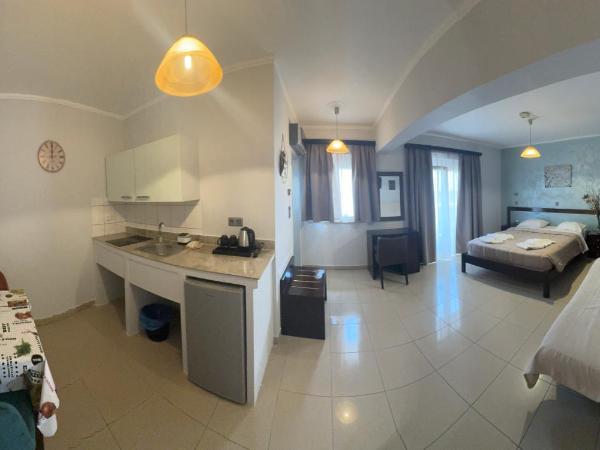 Comfort Hotel Apartments : photo 5 de la chambre studio supérieur (2 adultes)