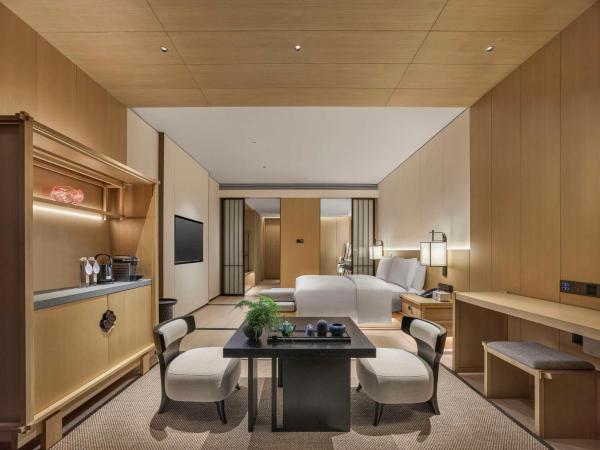 Hilton Nanjing Niushoushan : photo 1 de la chambre chambre lit king-size deluxe