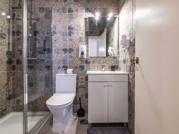 Casa dos Arcos - Charm Guesthouse : photo 4 de la chambre chambre double ou lits jumeaux avec salle de bains privative