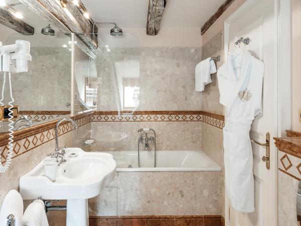 Alchymist Grand Hotel and Spa - Preferred Hotels & Resorts : photo 2 de la chambre chambre double cozy