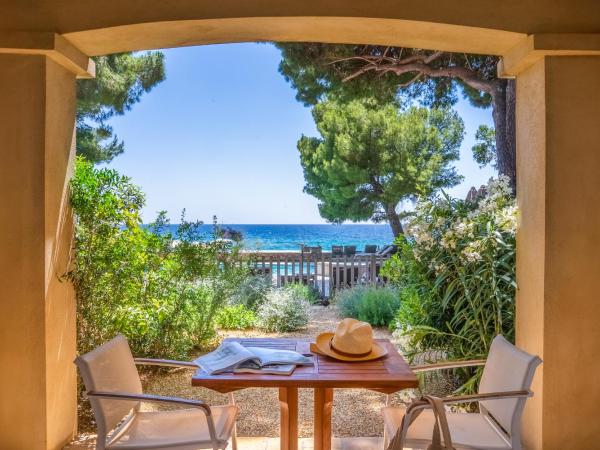 La Pinède Plage : photo 1 de la chambre chambre double - vue sur mer