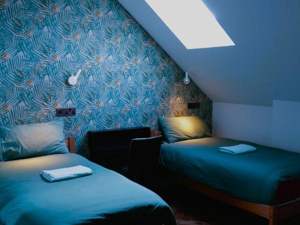 Fountain Hotel : photo 2 de la chambre chambre lits jumeaux