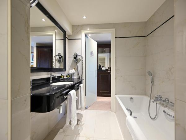 Grand Hotel Casselbergh : photo 5 de la chambre suite familiale « roi charles ii »