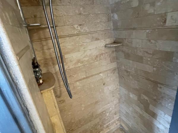 Updated houseboat on the river! : photo 7 de la chambre bungalow 2 chambres