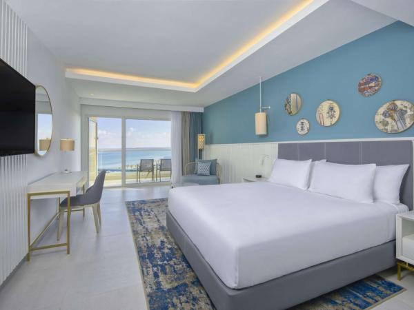 Hilton Skanes Monastir Beach Resort : photo 3 de la chambre chambre lit king-size deluxe - vue sur mer
