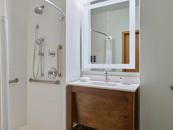 Four Points by Sheraton Houston Intercontinental Airport : photo 7 de la chambre wellness suite, 1 bedroom suite, 1 king