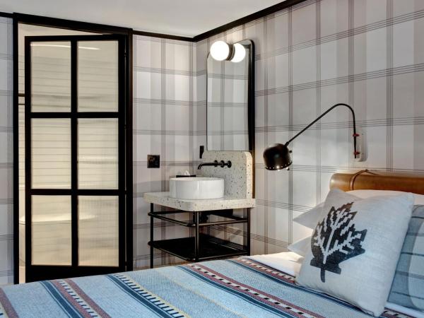 Moxy Banff : photo 2 de la chambre chambre lit king-size