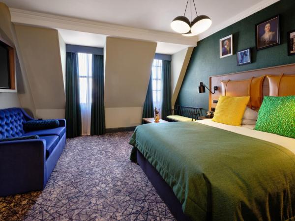 Abbey Hotel Bath, a Tribute Portfolio Hotel : photo 4 de la chambre chambre familiale galerie avec canapé-lit et1 lit king-size